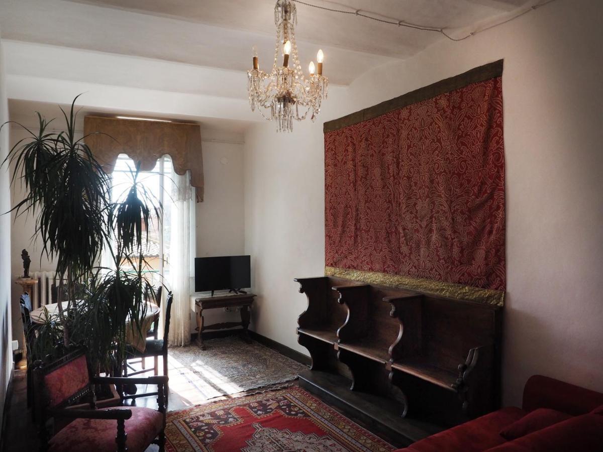 Azzi B&B Comfortably, In The Quietness Of The Perugia Historical Centre Exterior foto